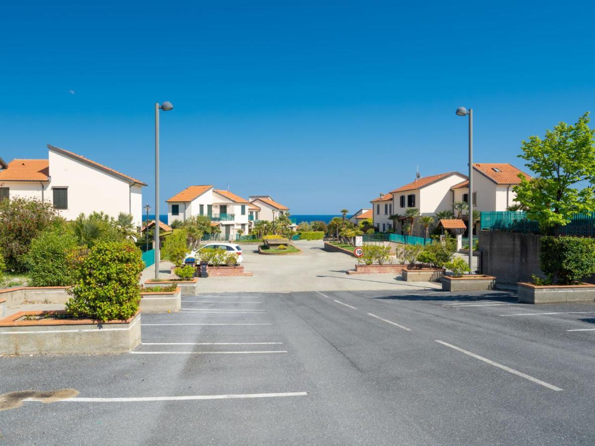 Apartment Le Margherite - Slr261 By Interhome Costarainera Экстерьер фото